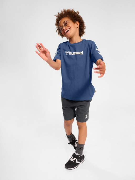 hmlNOVET SHORTS SET, 7050, model