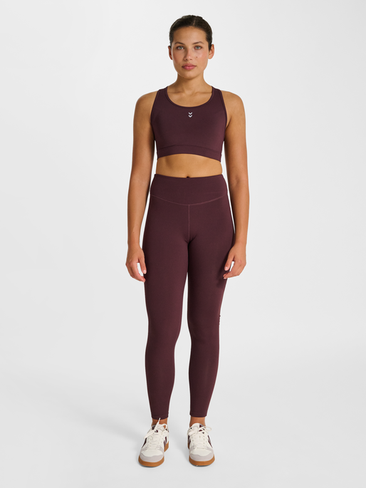hmlPULSE MEDIUM SUPPORT BRA, FUDGE, model