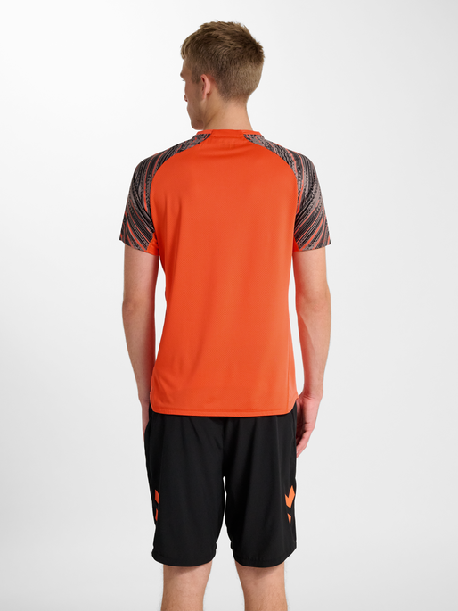 hmlBLAZE PRO TRAINING JERSEY S/S, NASTURTIUM, model