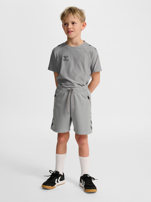 hmlCIMA 2.0 SHORTS KIDS, ALLOY, model