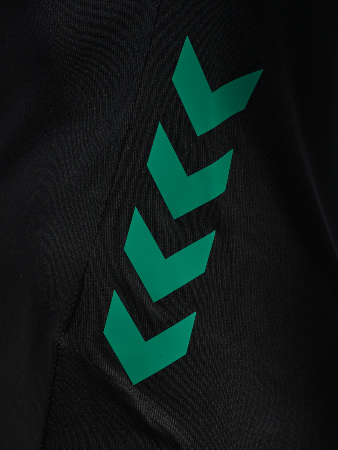 hmlPROMO SET, BLACK/VERDANT GREEN, packshot