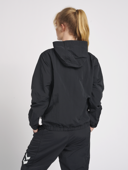 hmlLGC MUSA WOV ZIP JACKET, BLACK, model