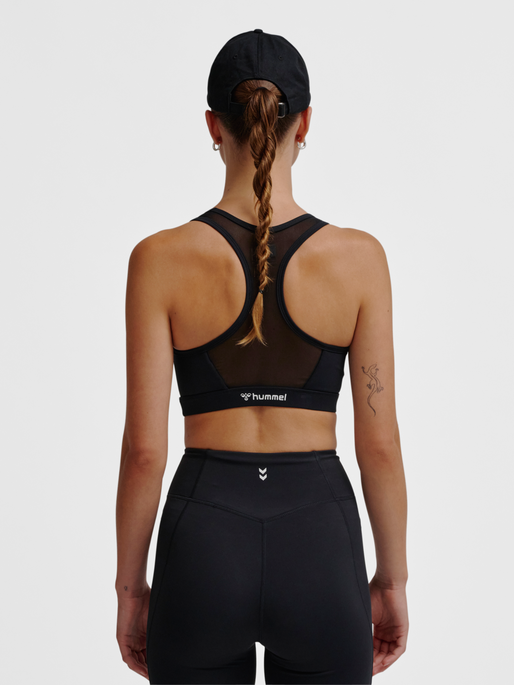 hmlULTIMATE SPORTS BRA, BLACK, model