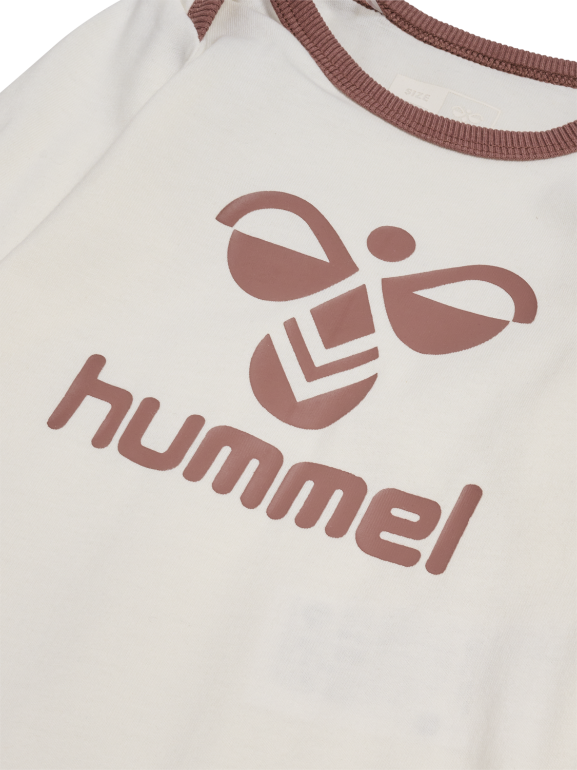 hmlTRIO CREWSUIT SET, NUTMEG, packshot