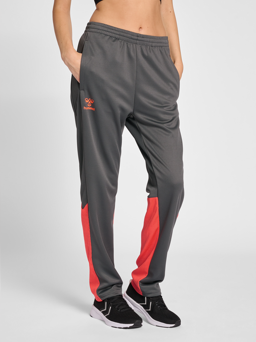 hmlONGRID POLY PANTS WO, FORGED IRON/NASTURIUM, model