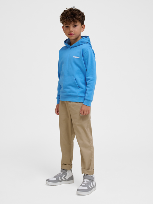 hmlCASPER HOODIE, LICHEN BLUE, model