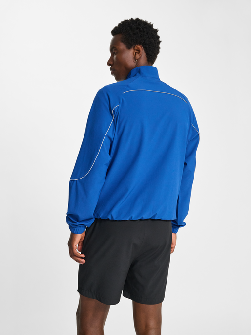 hmlPULSE WOVEN ZIP JACKET, TRUE BLUE, model