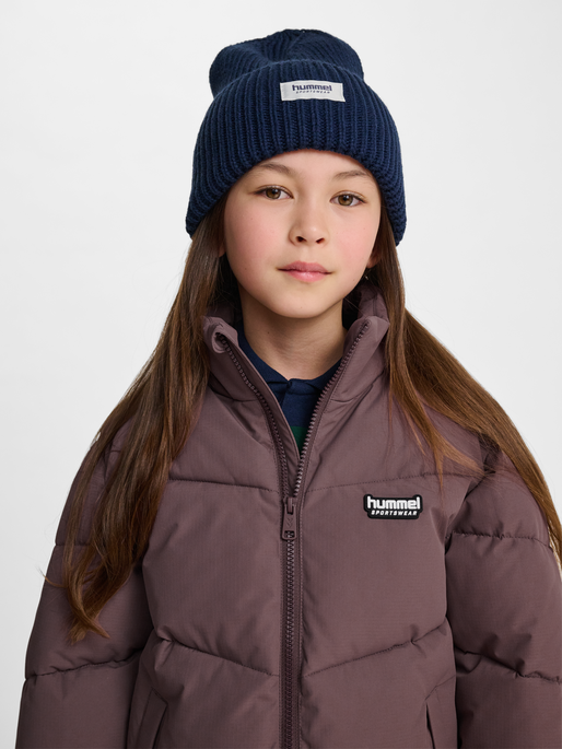 hmlJR PUFFER JACKET, PEPPERCORN, model
