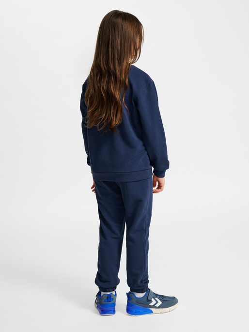 hmlJR BASE SWEAT SET, DRESS BLUES, model