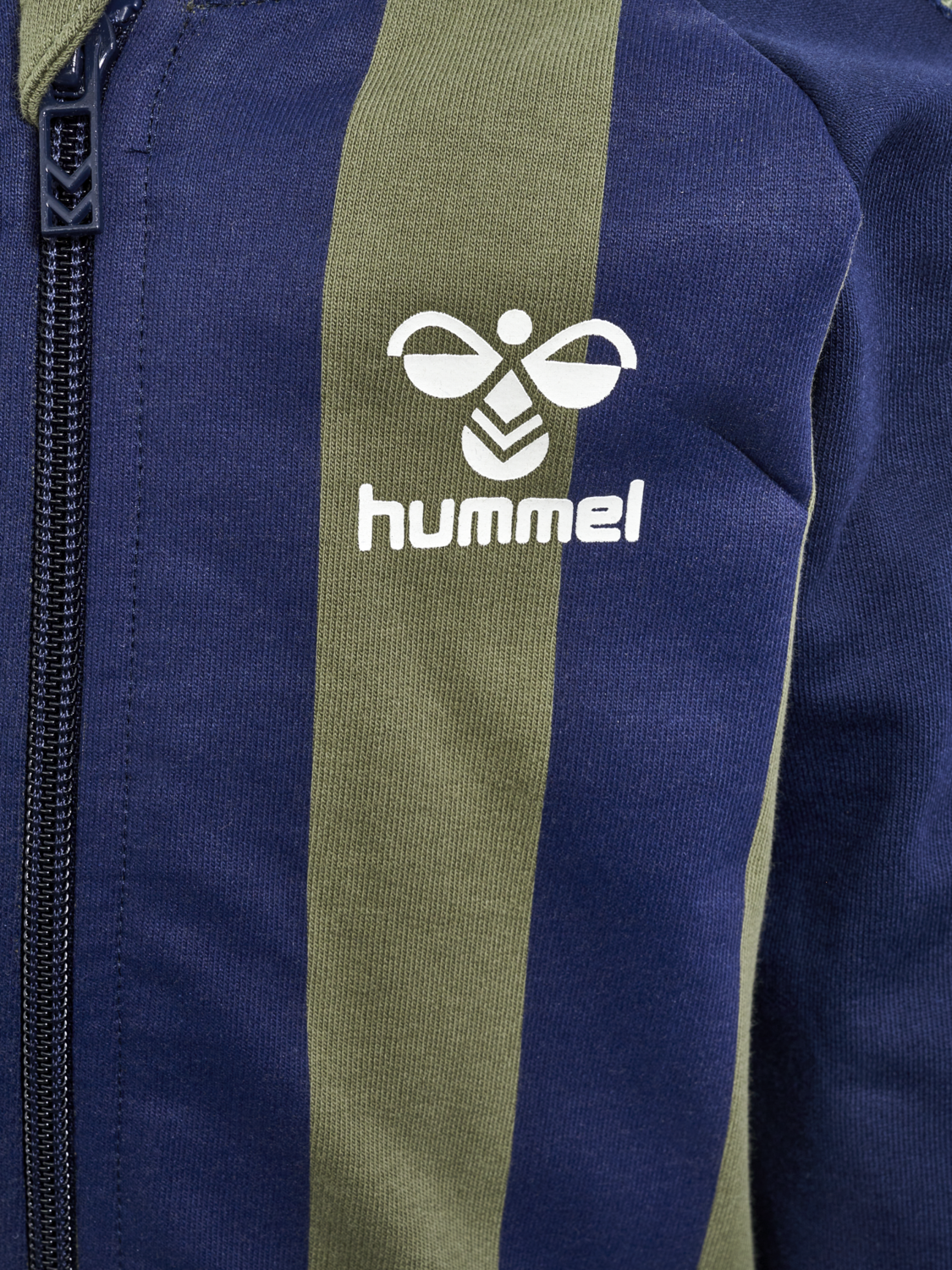 hmlERHAN ZIP JACKET, BLACK IRIS, packshot