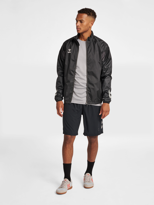 hmlLEAD PRO TRAINING JACKET, BLACK, model