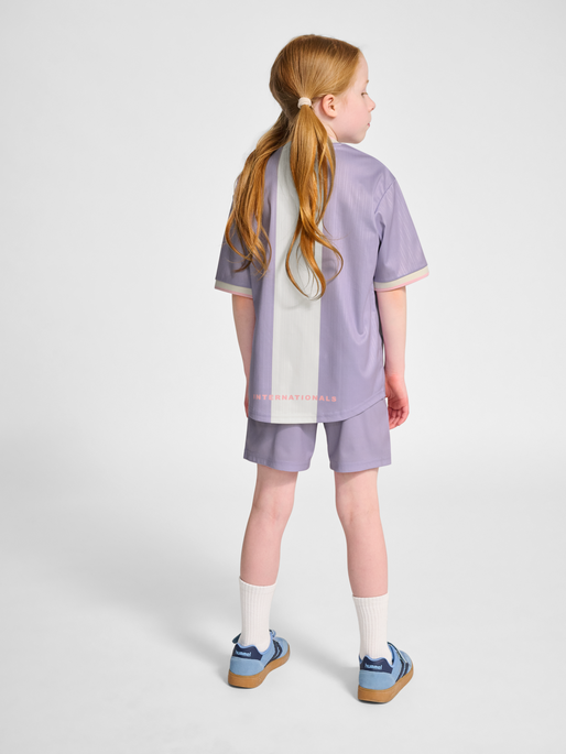 hmlJR LOOSE BALL  JERSEY S/S SET, LAVENDER, model