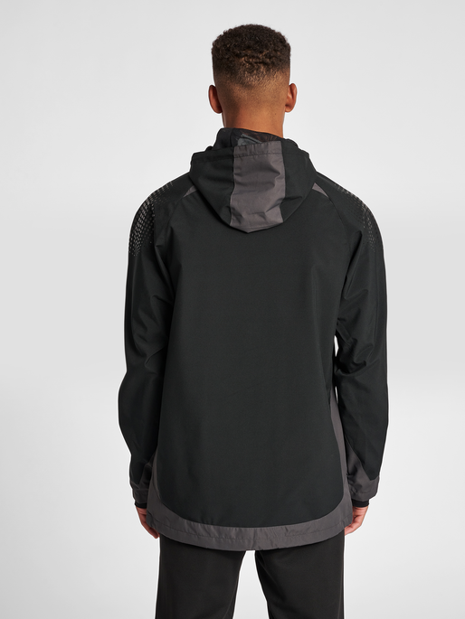hmlLEAD ALL WEATHER JACKET , BLACK, model