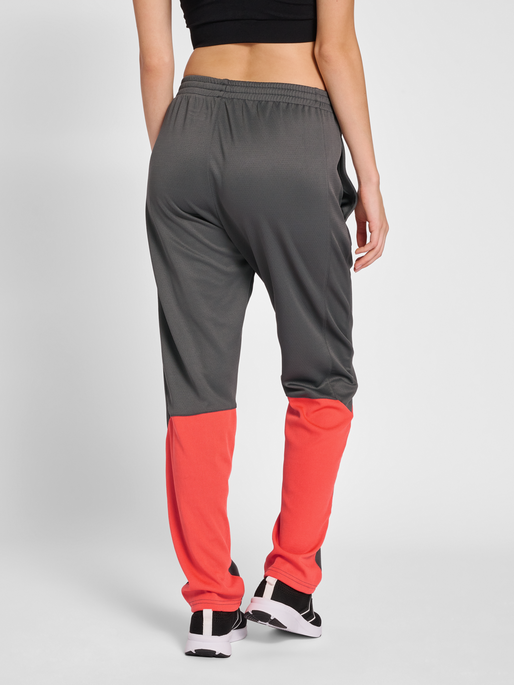 hmlONGRID POLY PANTS WO, FORGED IRON/NASTURIUM, model