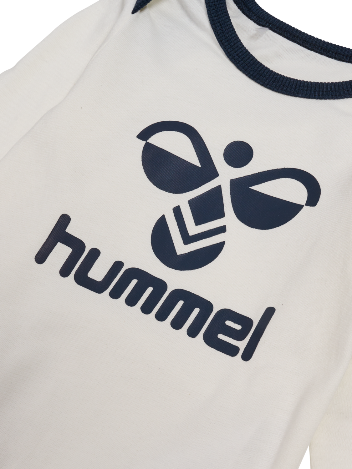 hmlTRIO CREWSUIT SET, PARISIAN NIGHT, packshot