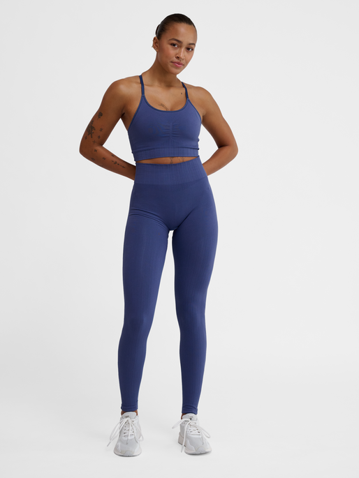 hmlMT DEFINE SEAML SCRUNCH TIGHTS, BLUE INDIGO, model