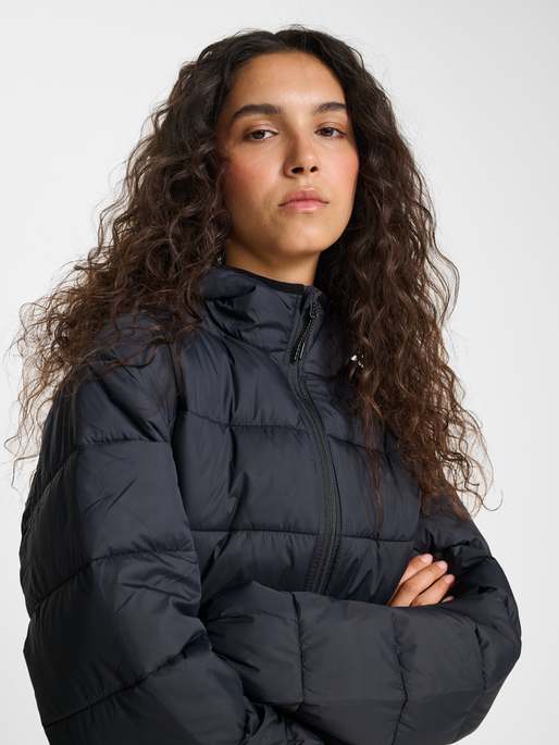 hmlLIGHTWEIGHT PUFFER JACKET, EBONY, model