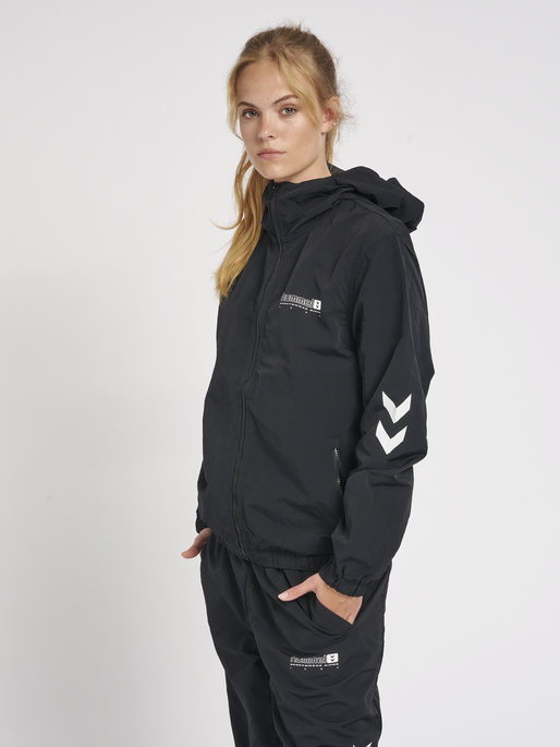 hmlLGC MUSA WOV ZIP JACKET, BLACK, model