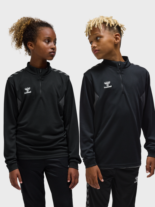 hmlAUTHENTIC HALF ZIP SWEAT KIDS, BLACK, model