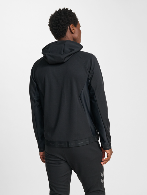 hmlCIMA 2.0 ZIP HOODIE, BLACK, model