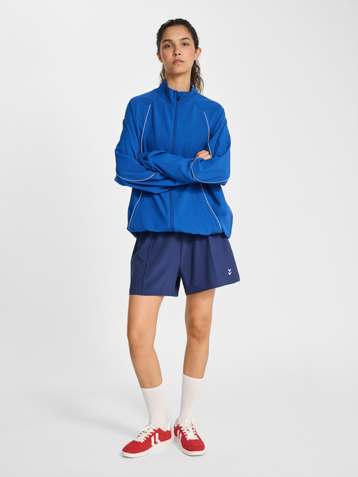 hmlPULSE WOVEN ZIP JACKET, TRUE BLUE, model