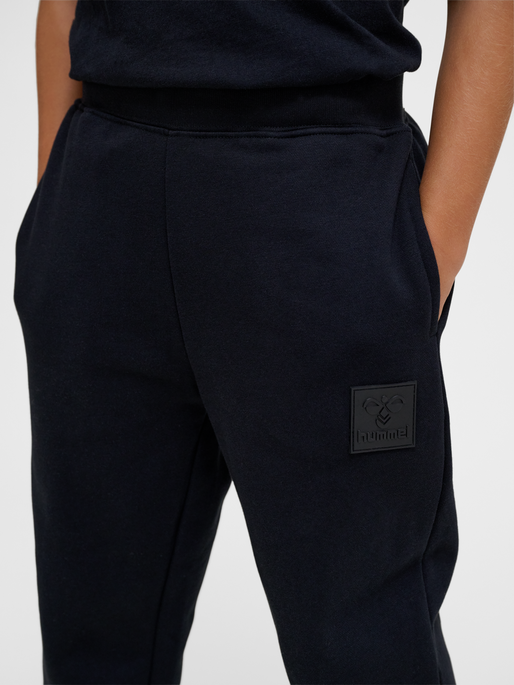 hmlCLEAN ADJUSTABLE PANTS, BLACK, model