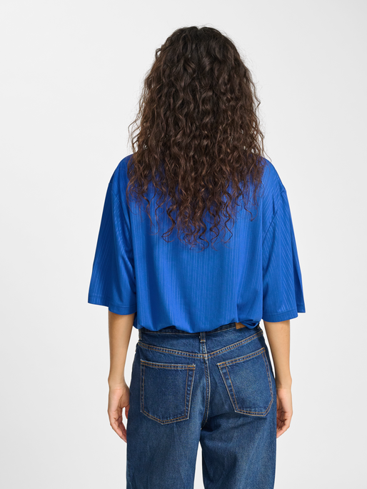 hmlFAST LOOSE JERSEY S/S, OLYMPIAN BLUE, model