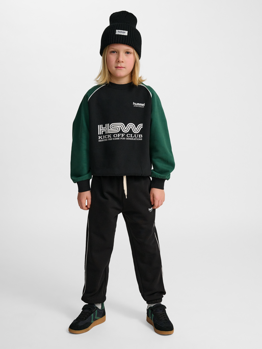 hmlJR LOOSE SWEATPANT PIPING, BLACK, model