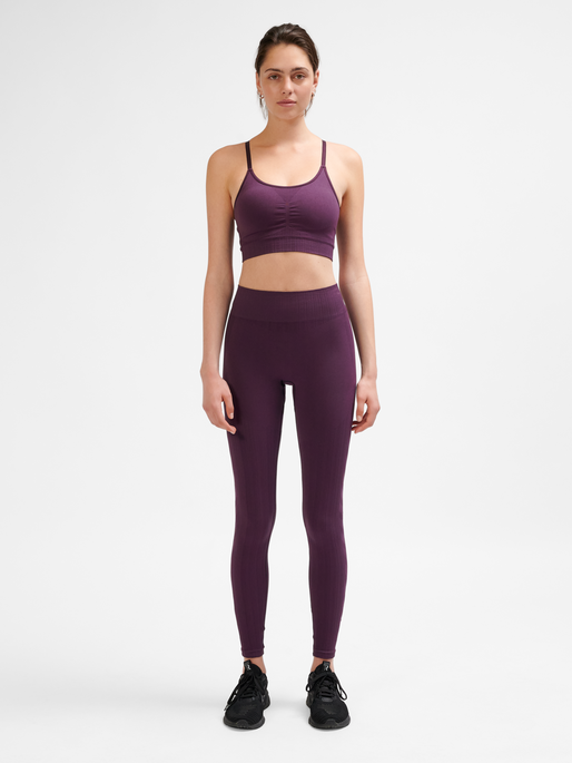 hmlMT DEFINE SEAML SCRUNCH TIGHTS, PLUM PERFECT, model