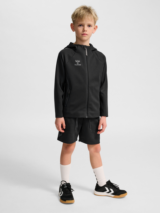 hmlCIMA 2.0 ZIP HOODIE KIDS, BLACK, model