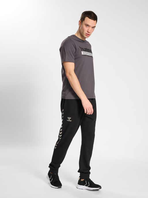 hmlSTALTIC COTTON PANTS, BLACK, model