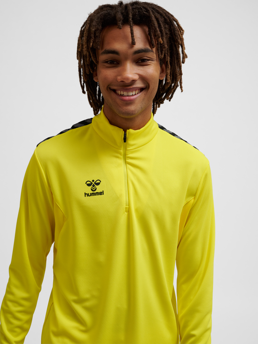 hmlAUTHENTIC HALF ZIP SWEAT, BLAZING YELLOW, model
