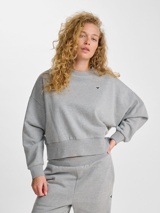 hmlBOXY W CREWNECK BEE, GREY MELANGE, model