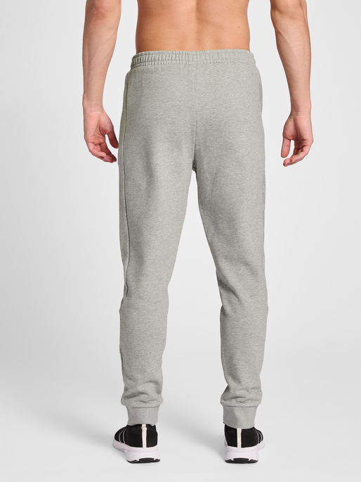 hmlOFFGRID PANTS, 1960, model
