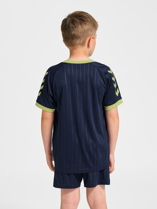 hmlJR GOAL STRIPE T-SHIRT S/S, DRESS BLUES, model