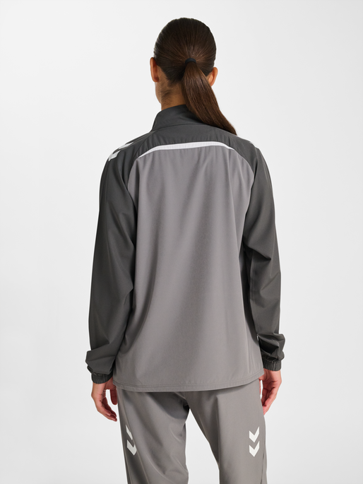hmlLEAD 2.0  WOVEN JACKET WOMAN, STEEL GRAY/ASPHALT, model