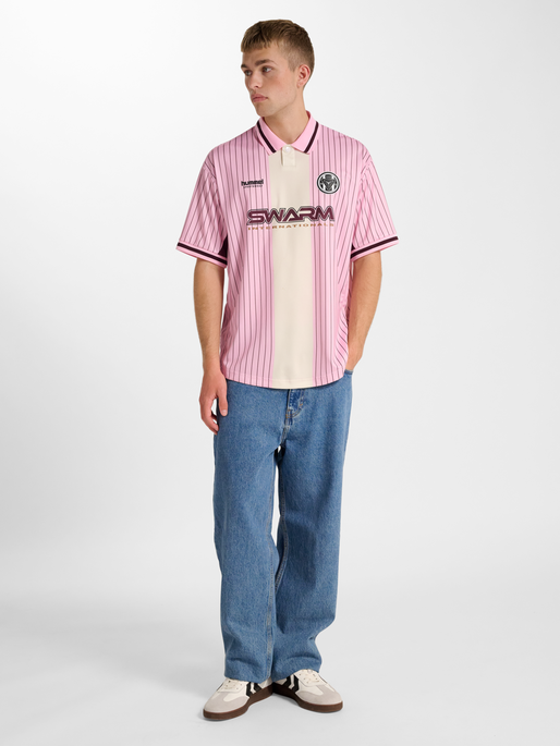 hmlLOOSE FB JERSEY S/S STRIPED, PINK-A-BOO, model