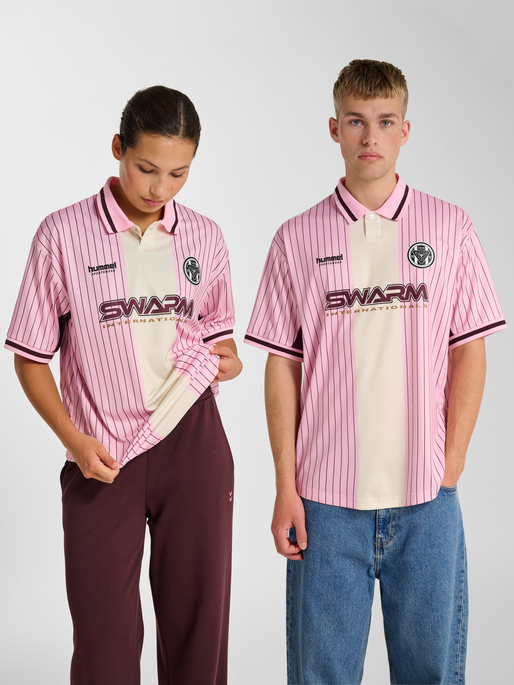 hmlLOOSE FB JERSEY S/S STRIPED, PINK-A-BOO, model