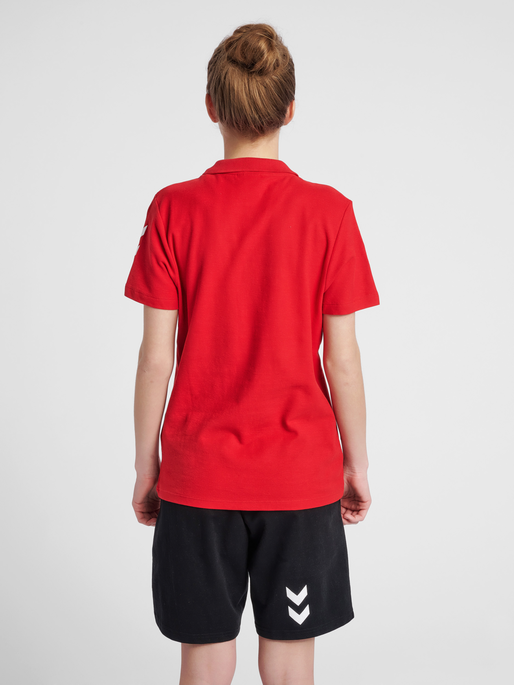 HMLGO COTTON POLO WOMAN, TRUE RED, model