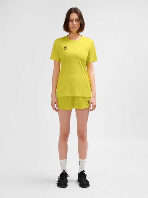 hmlESSENTIAL JERSEY S/S WOMAN, BLAZING YELLOW, model