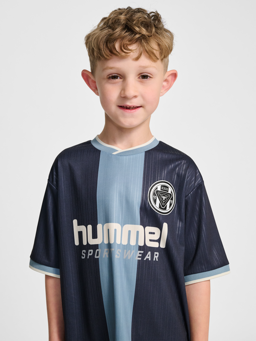 hmlJR LOOSE BALL  JERSEY S/S, PARISIAN NIGHT, model