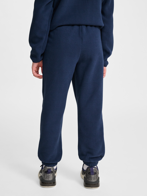 hmlJR FLEECE PANTS BEE, DRESS BLUES, model