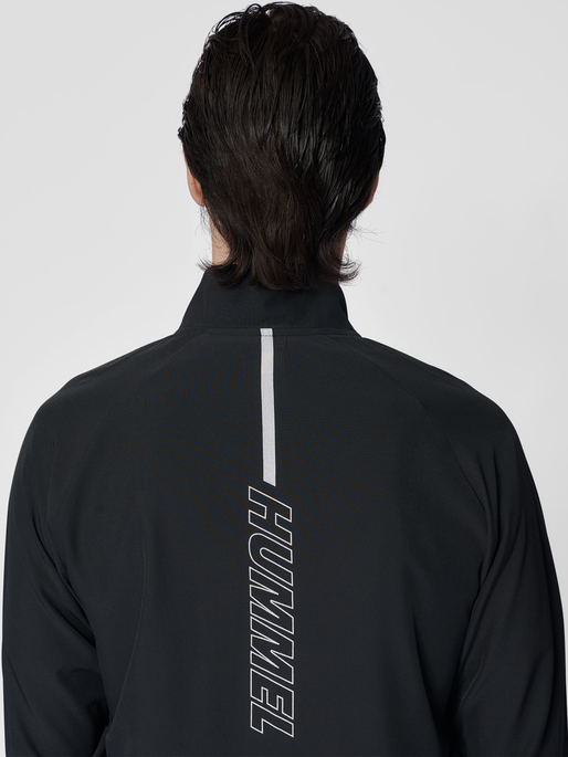 hmlCOURT JACKET, BLACK, model