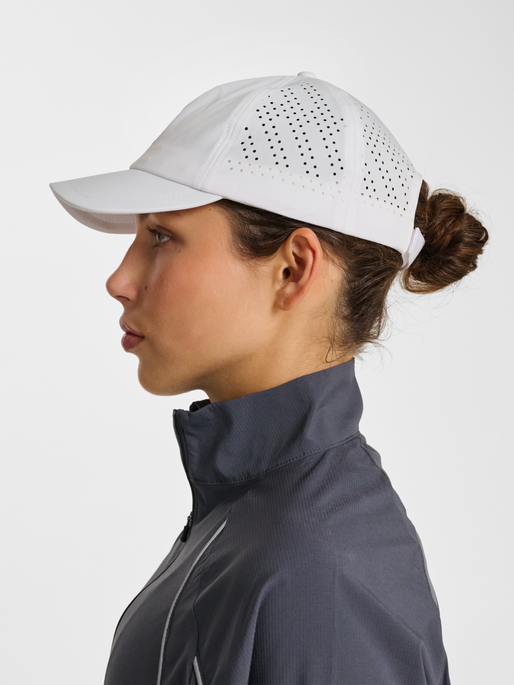 hmlPULSE  SPORTS CAP, WHITE, model