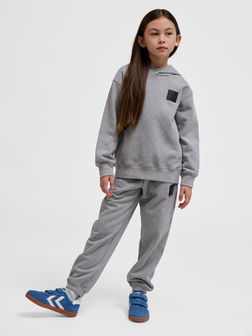 hmlCLEAN HOODIE, GREY MELANGE, model
