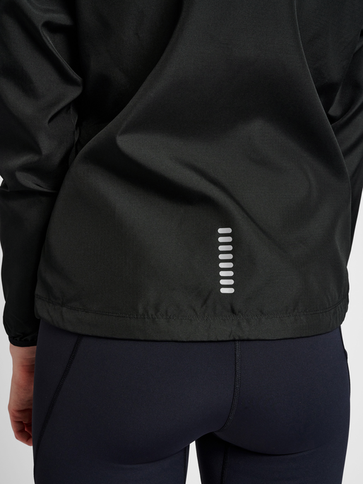 WOMENS PERFORMANCE JACKET, 2001, model